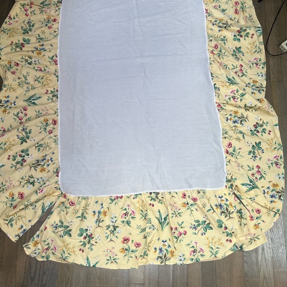 Vintage 90s Liz Claiborne Yellow Floral Bed Skirt Twin Size In Full Bloom - Picture 1 of 5